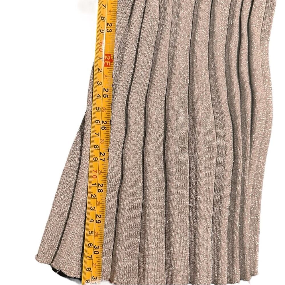 2PC. House of Harlow 1960 Silver Shimmer Ribbed Flared Pants and Tank Set, M - Picture 7 of 10